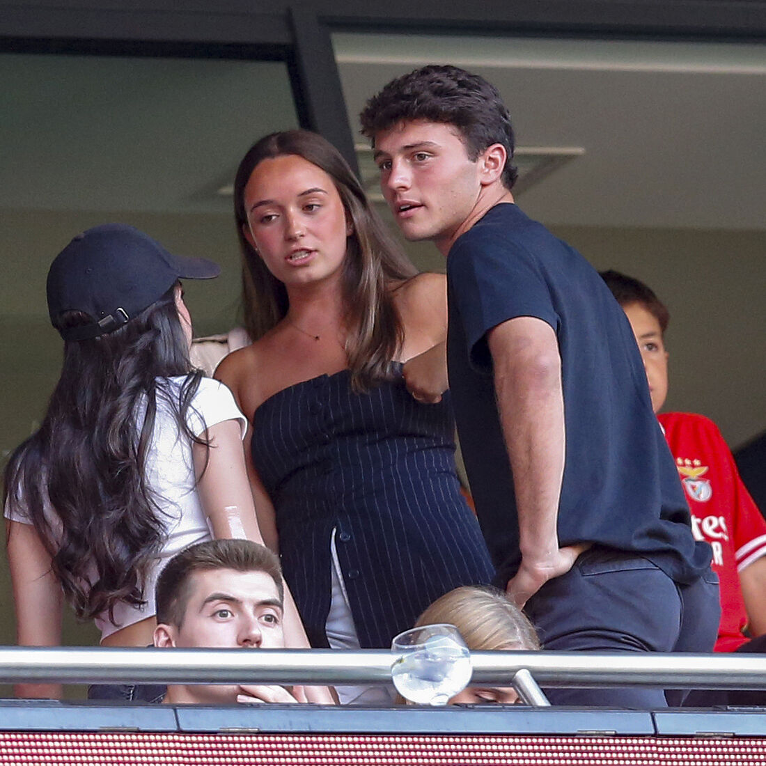 João Neves, Madalena Aragão