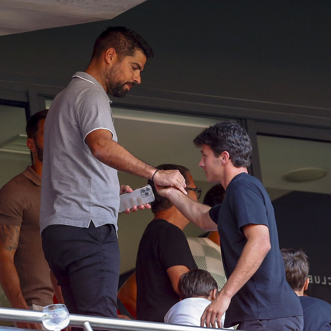 João Neves, Madalena Aragão