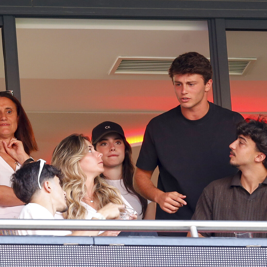 João Neves, Madalena Aragão