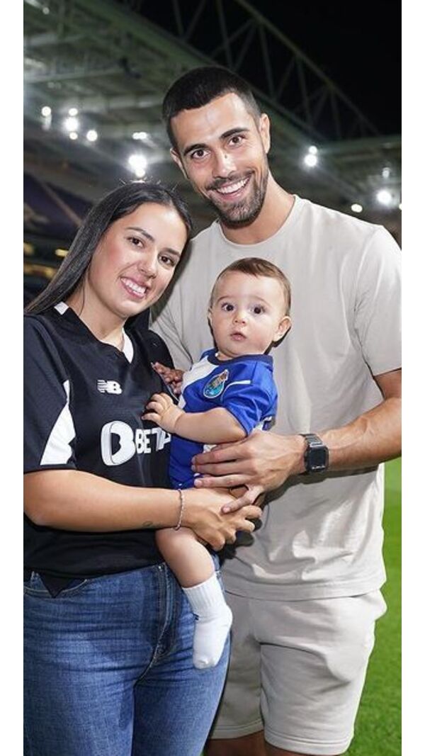 Diogo Costa, mulher e filho