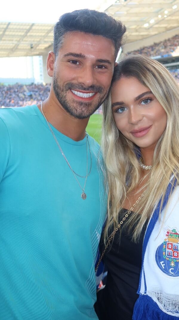 João Oliveira, Carolina Nunes