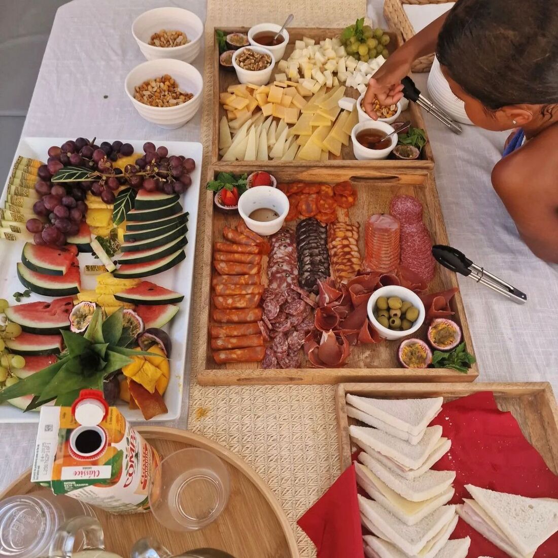 Carolina Patrocínio, mesa