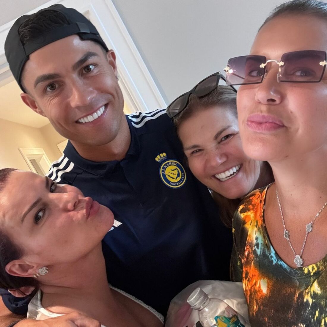 Cristiano Ronaldo, Dolores Aveiro, Katia Aveiro, Elma Aveiro