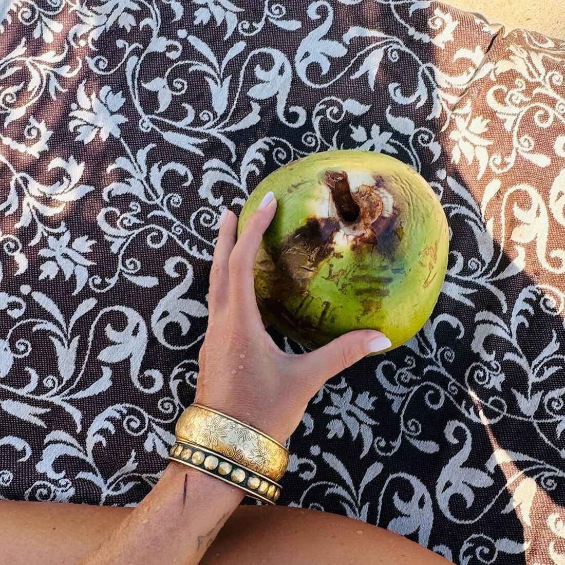 Oceana Basílio, publicação