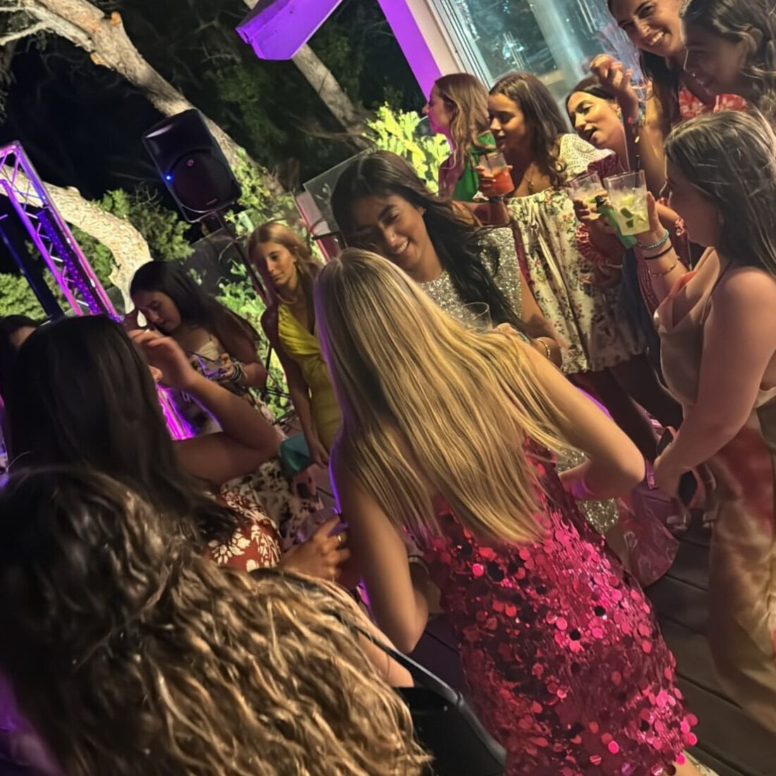 Francisca, filha Madalena Abecasis, festa