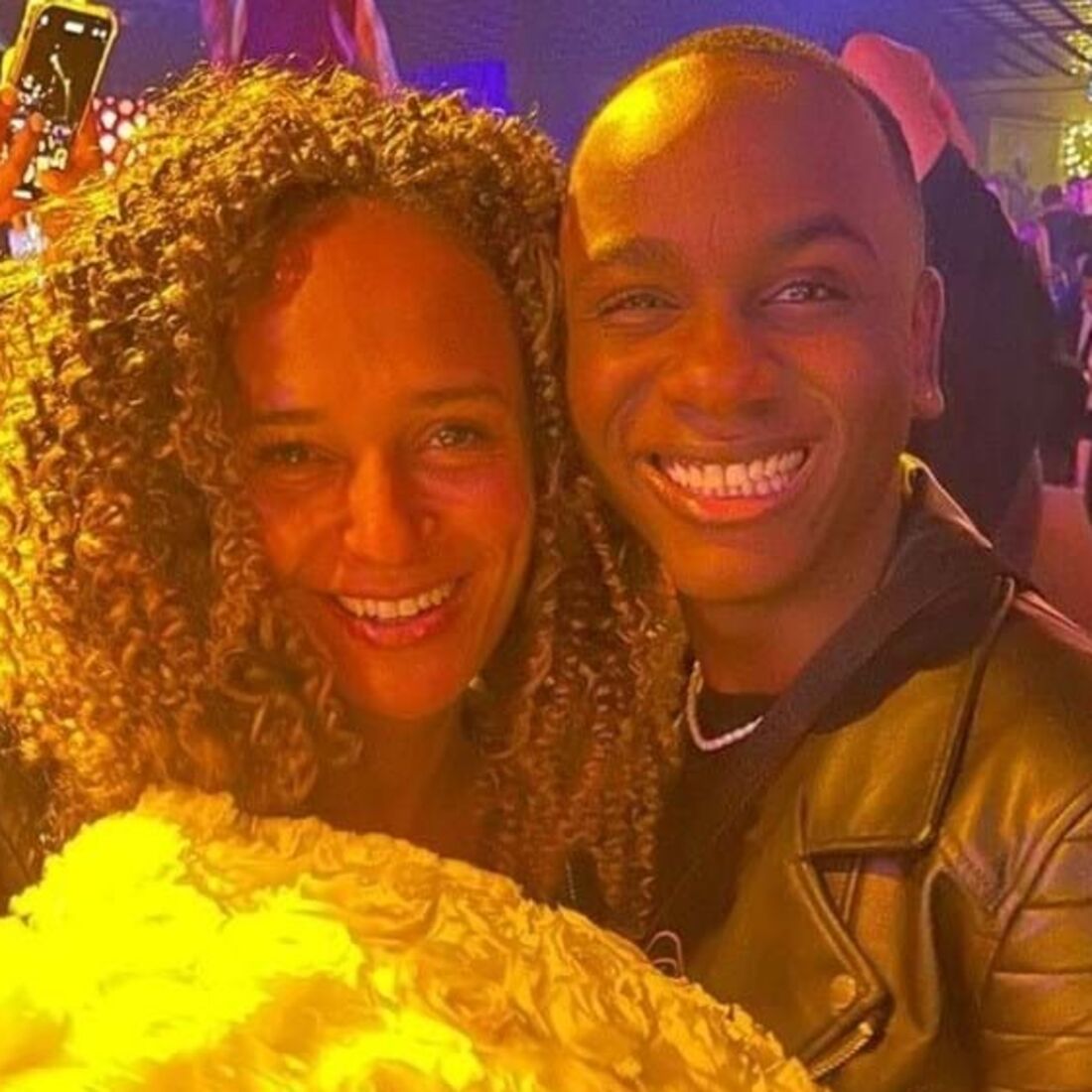 Isabel dos Santos, Leomarte