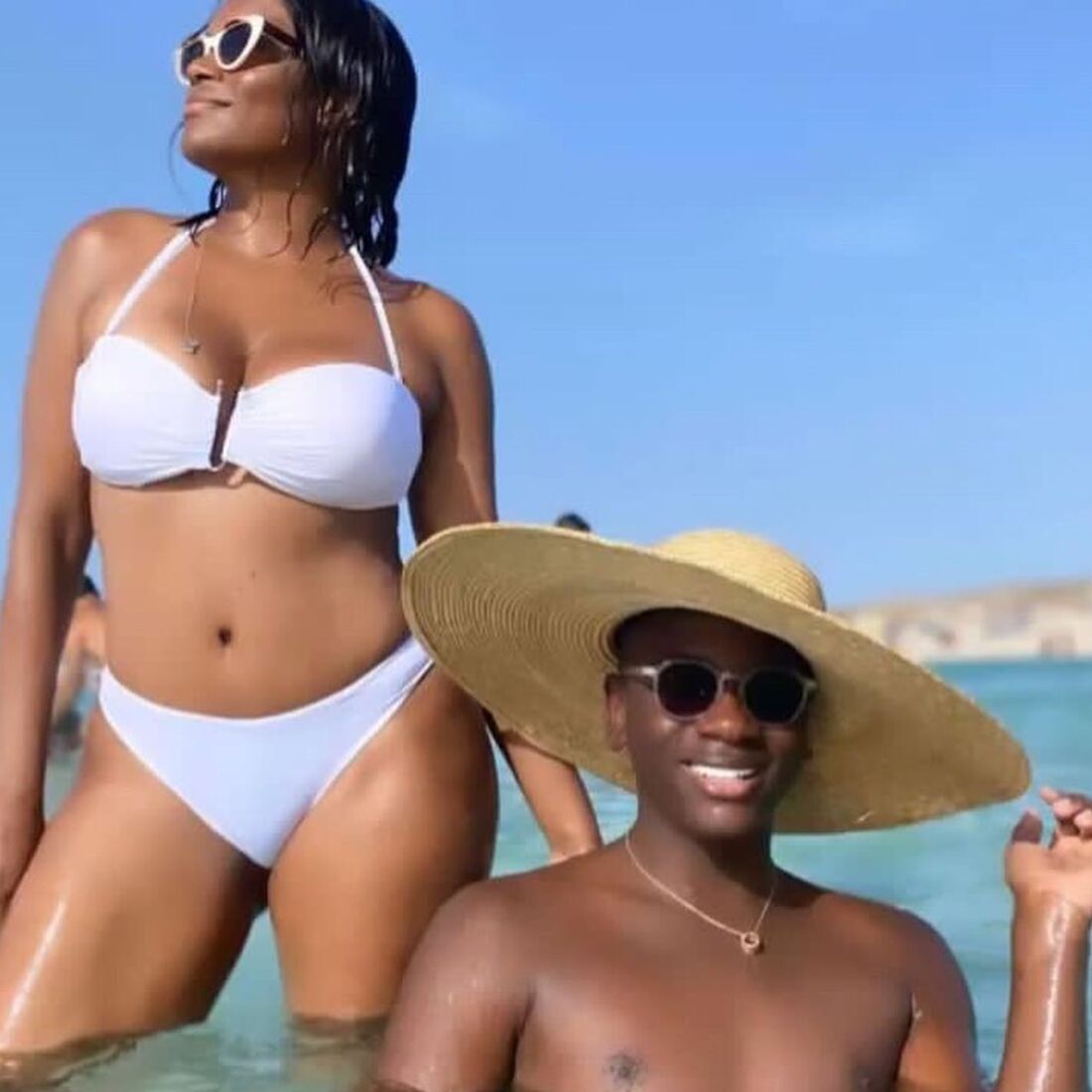 Tchizé dos Santos, Leomarte