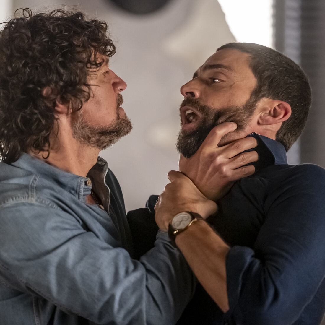 'Cacau': Vítor Hugo, Diogo Amaral