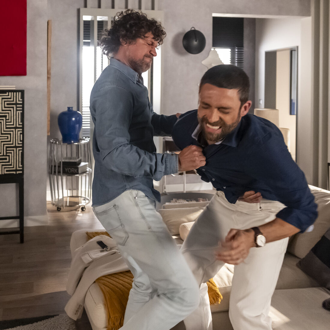 'Cacau': Vítor Hugo, Diogo Amaral