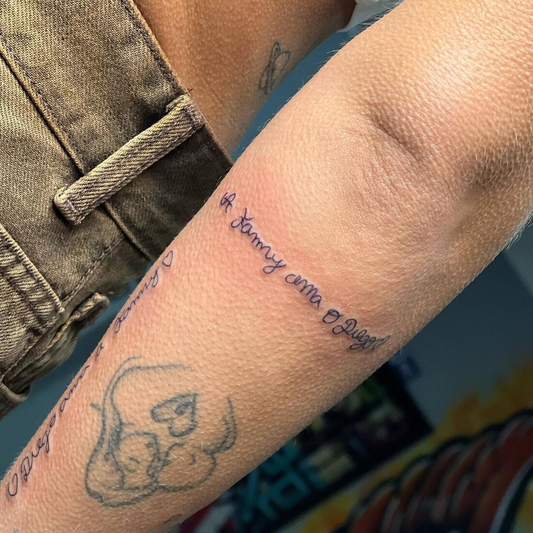 Fanny, irmã, tatuagens