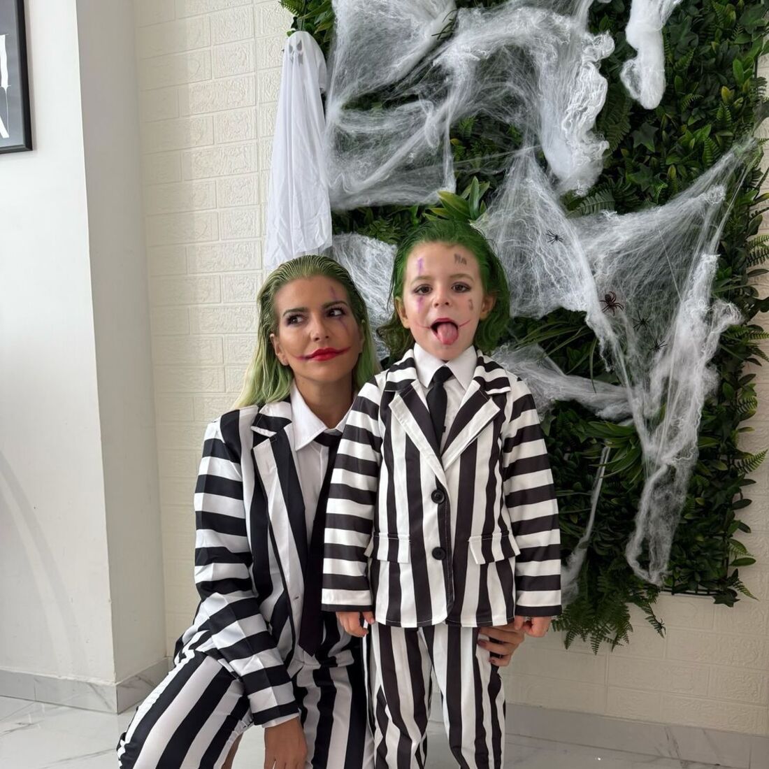 Cristiana Jesus e filho