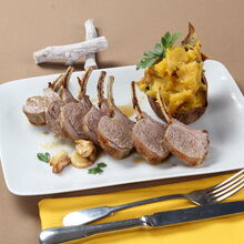 Costeletas Borrego com Batata Doce