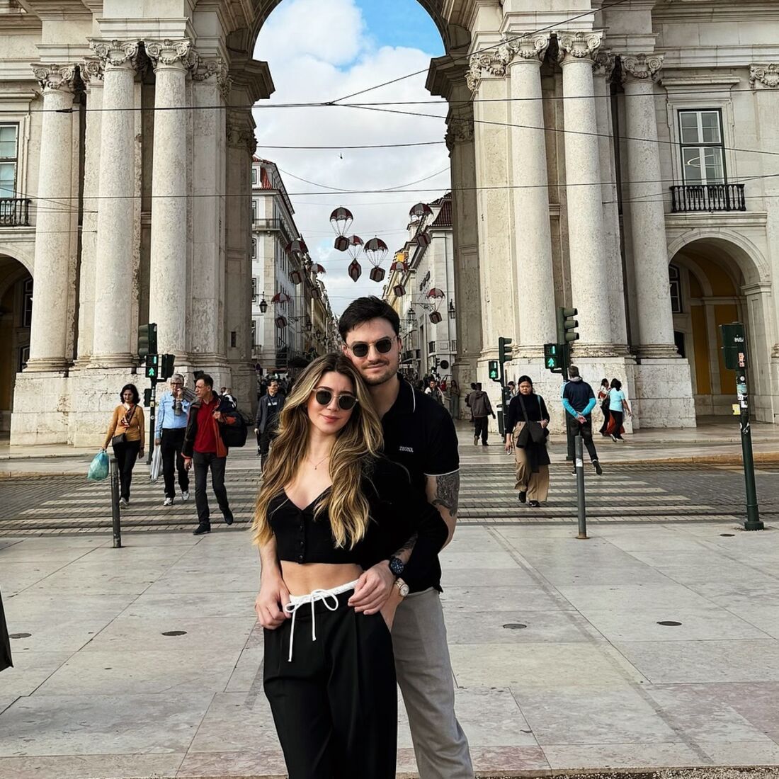 Felipe Neto, Juliane Gonçalves