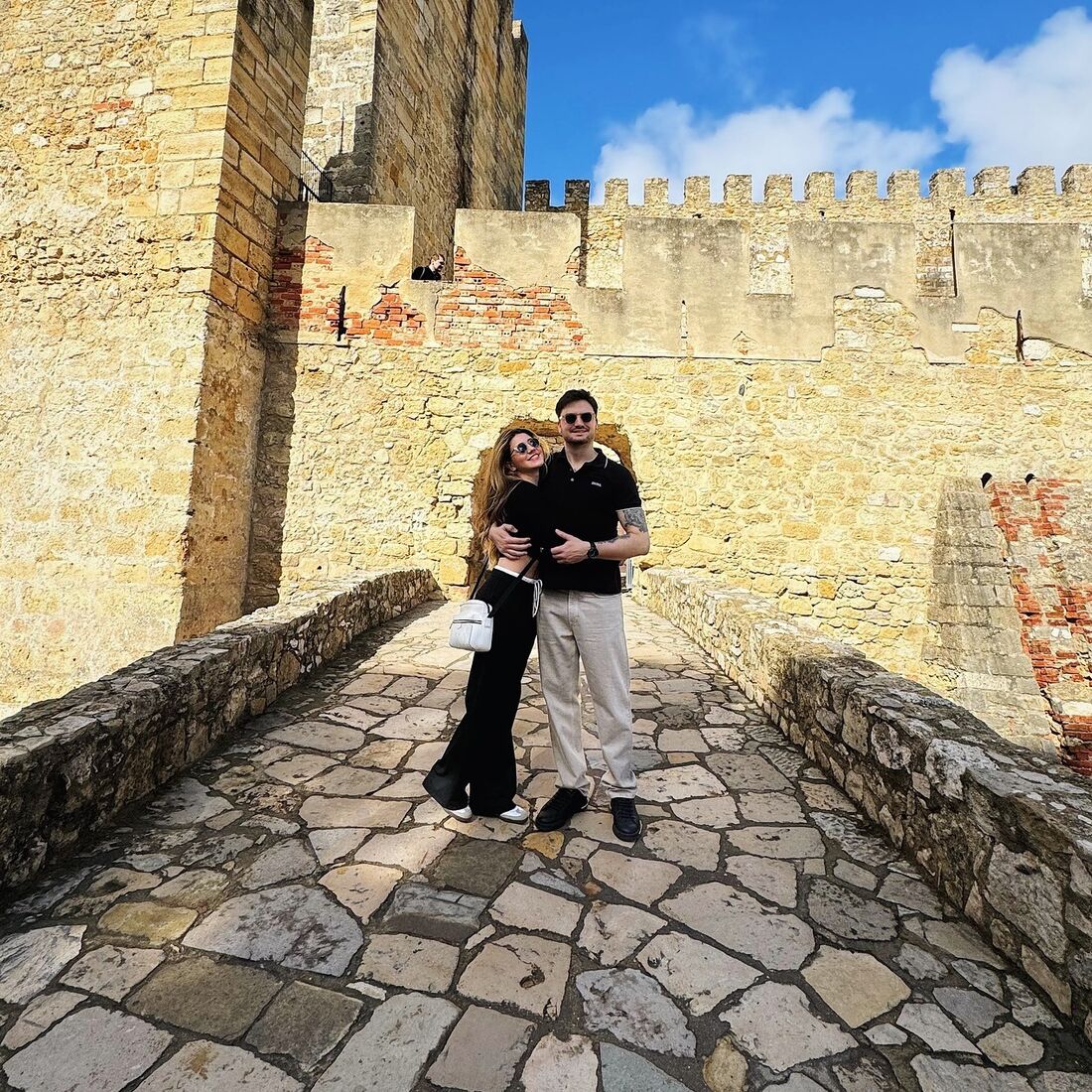 Felipe Neto, Juliane Gonçalves