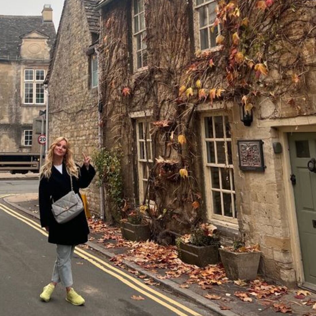 Cristina Ferreira, Burford