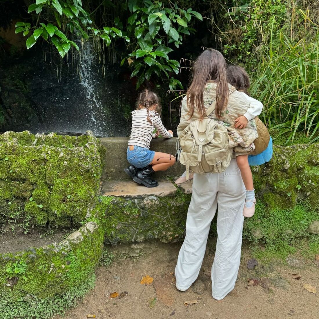 Andreia Rodrigues e filhas