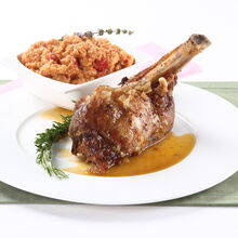 Perna de Borrego com Migas de Tomate