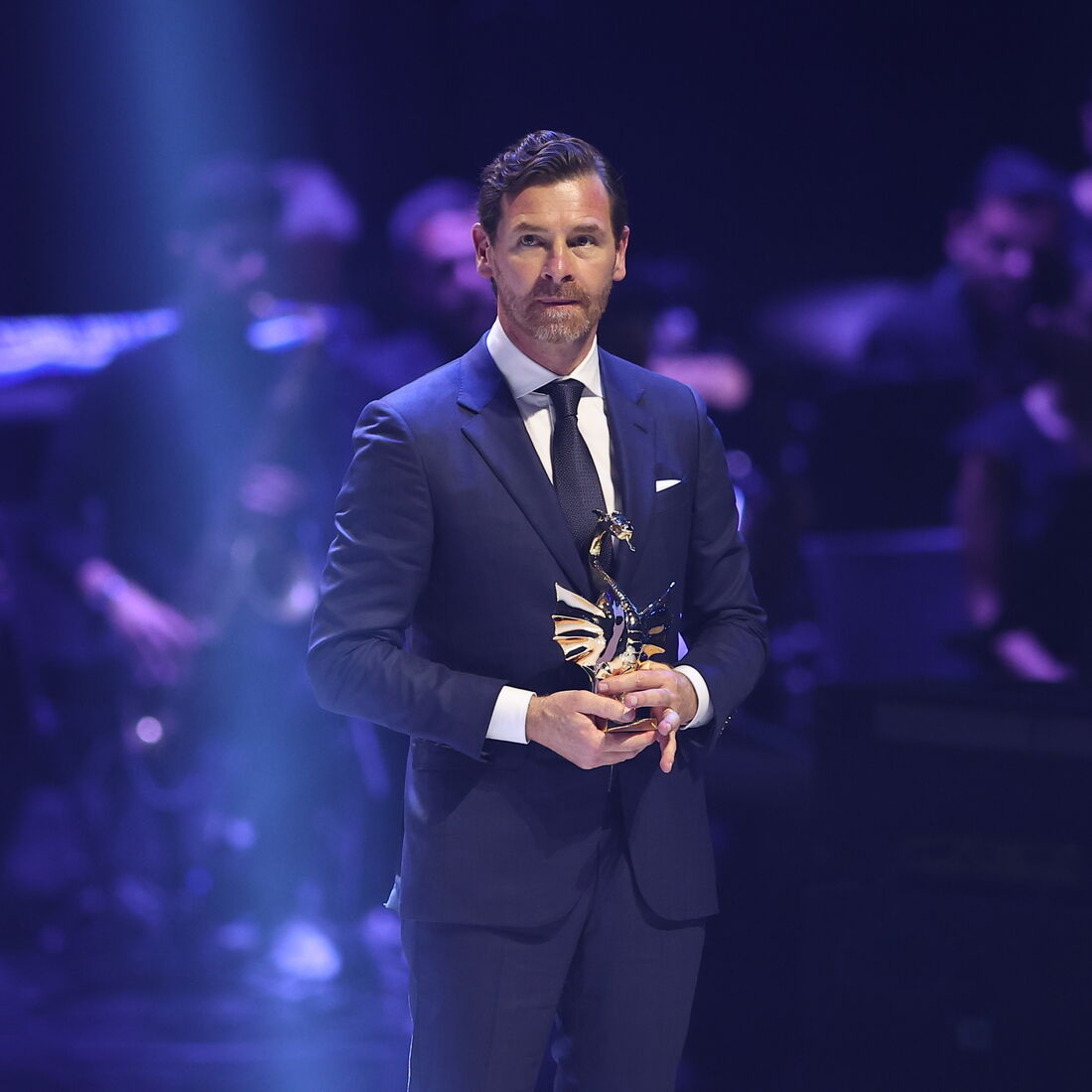 André Villas-Boas, Dragões de Ouro