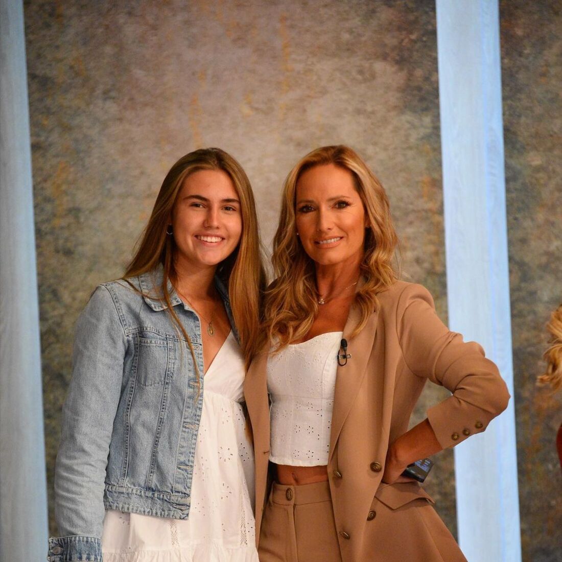 Laura Ramos, Fernanda Serrano