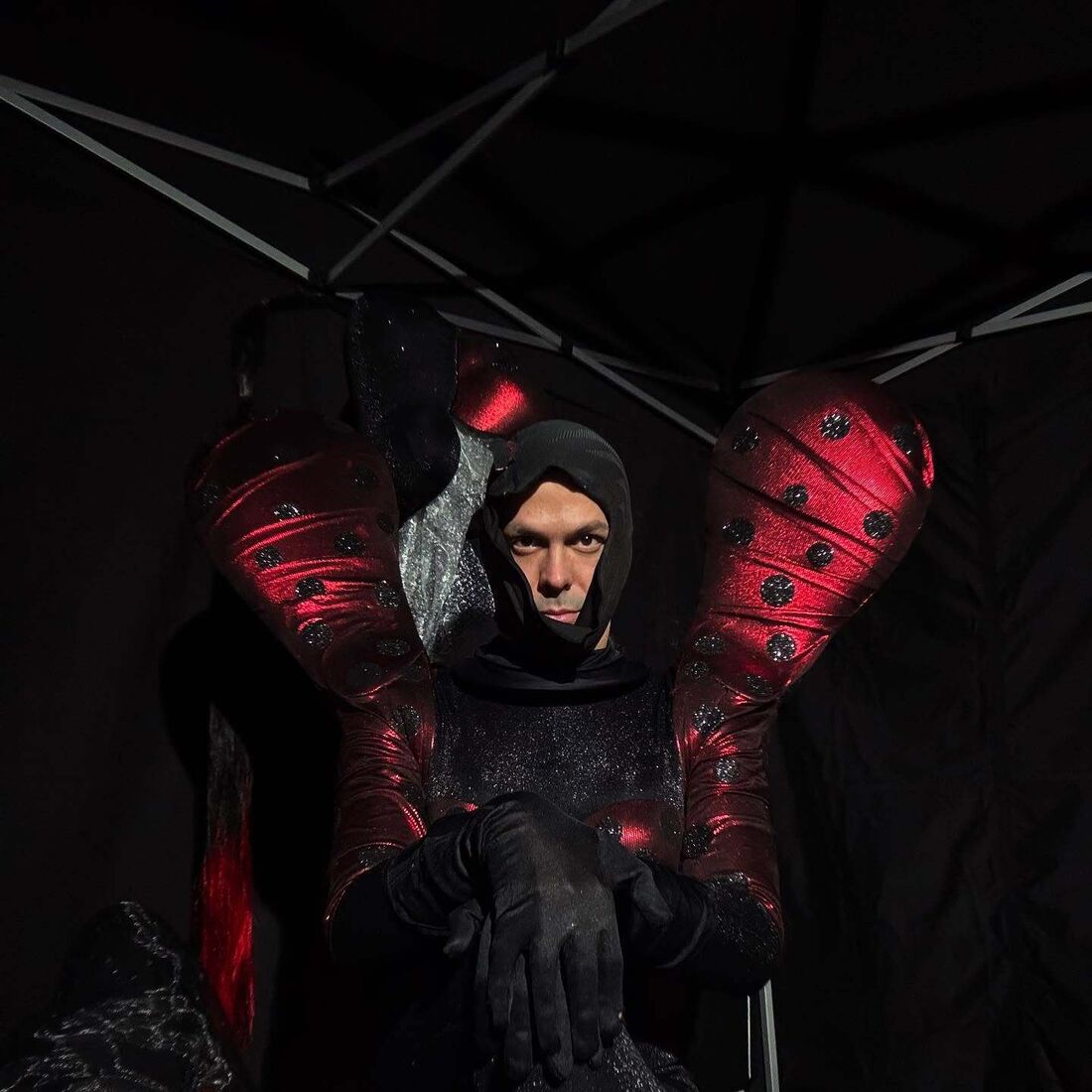 Zé Manel, A Máscara