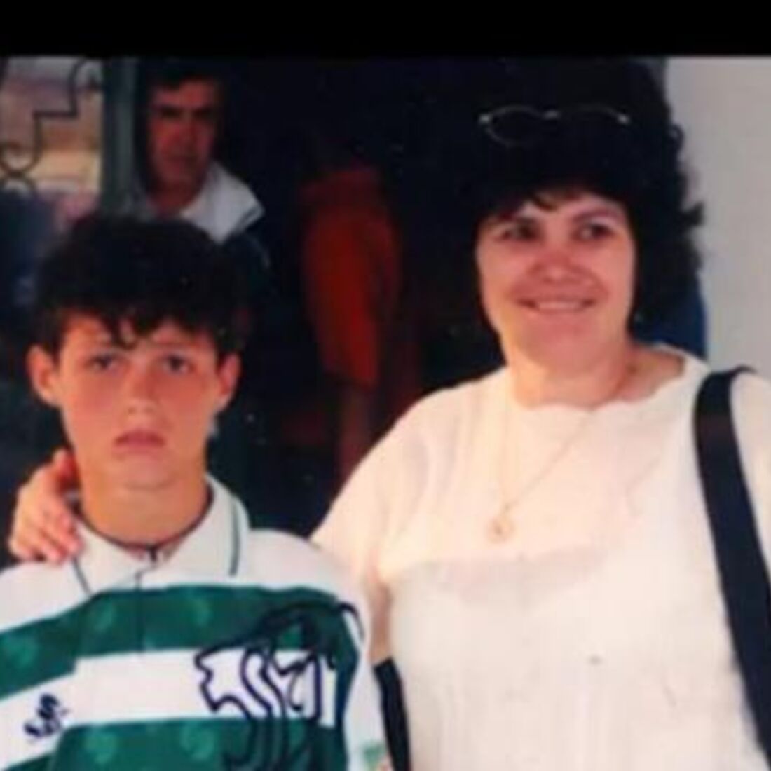 Cristiano Ronaldo, infância, Dolores Aveiro