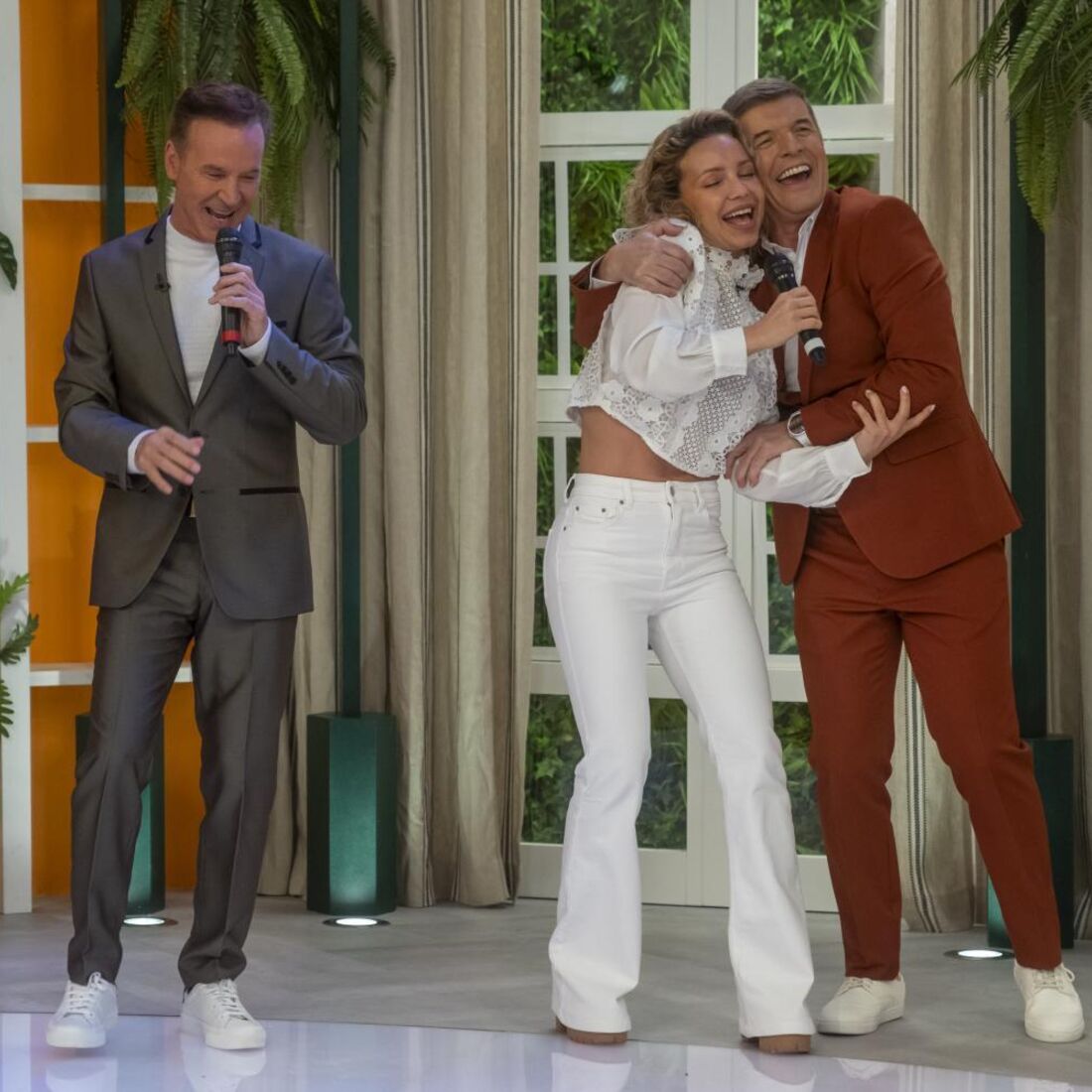 Casa Feliz, Emanuel, Luciana Abreu, João Baião