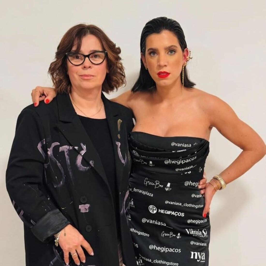 Felicidade Sá, Vânia Sá