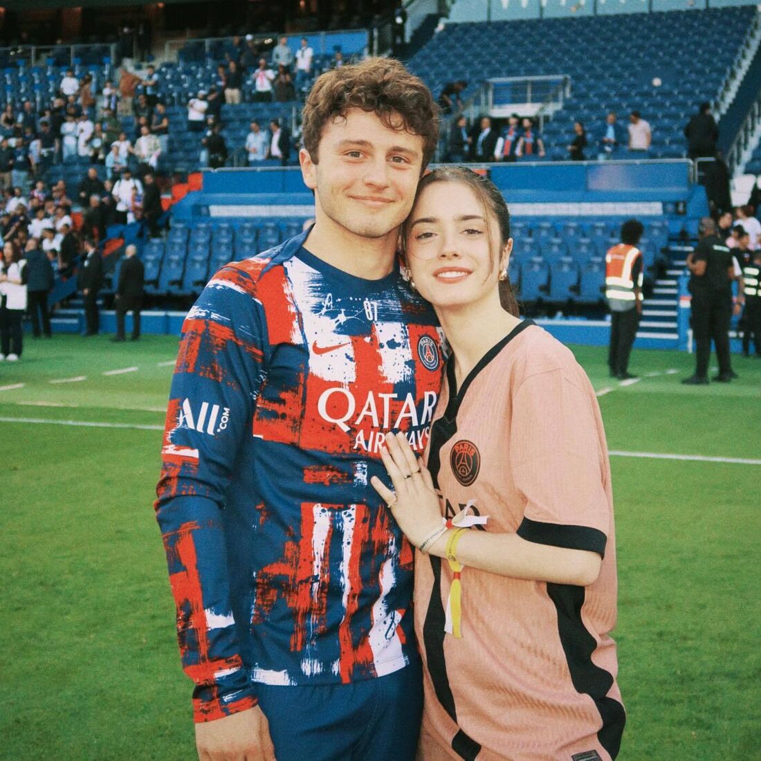 João Neves, Madalena Aragão