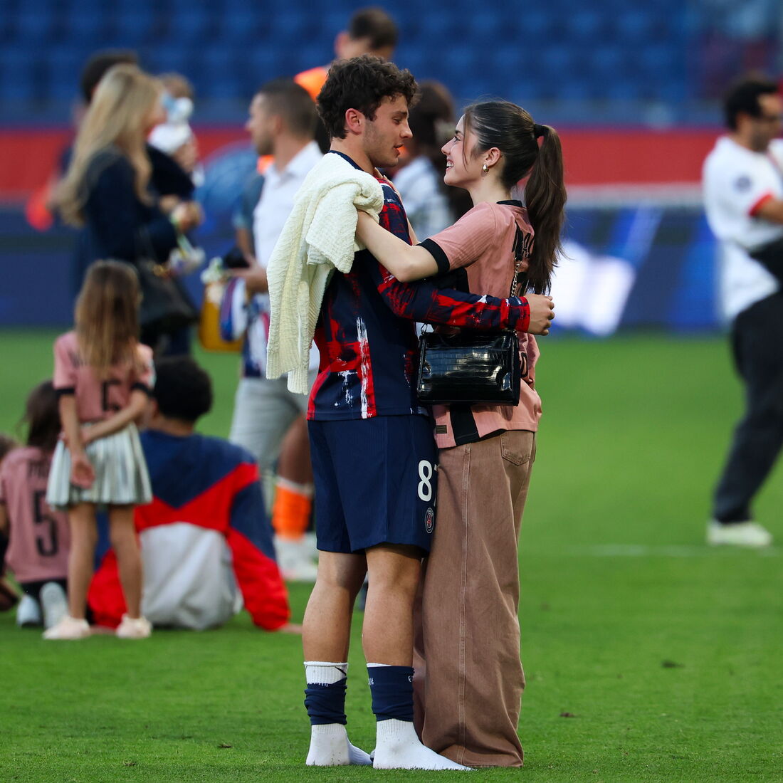 João Neves, Madalena Aragão