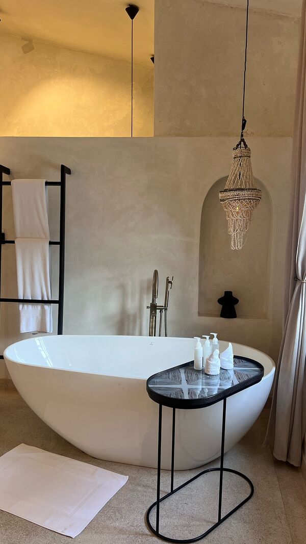 Neela Collection, Zanzibar