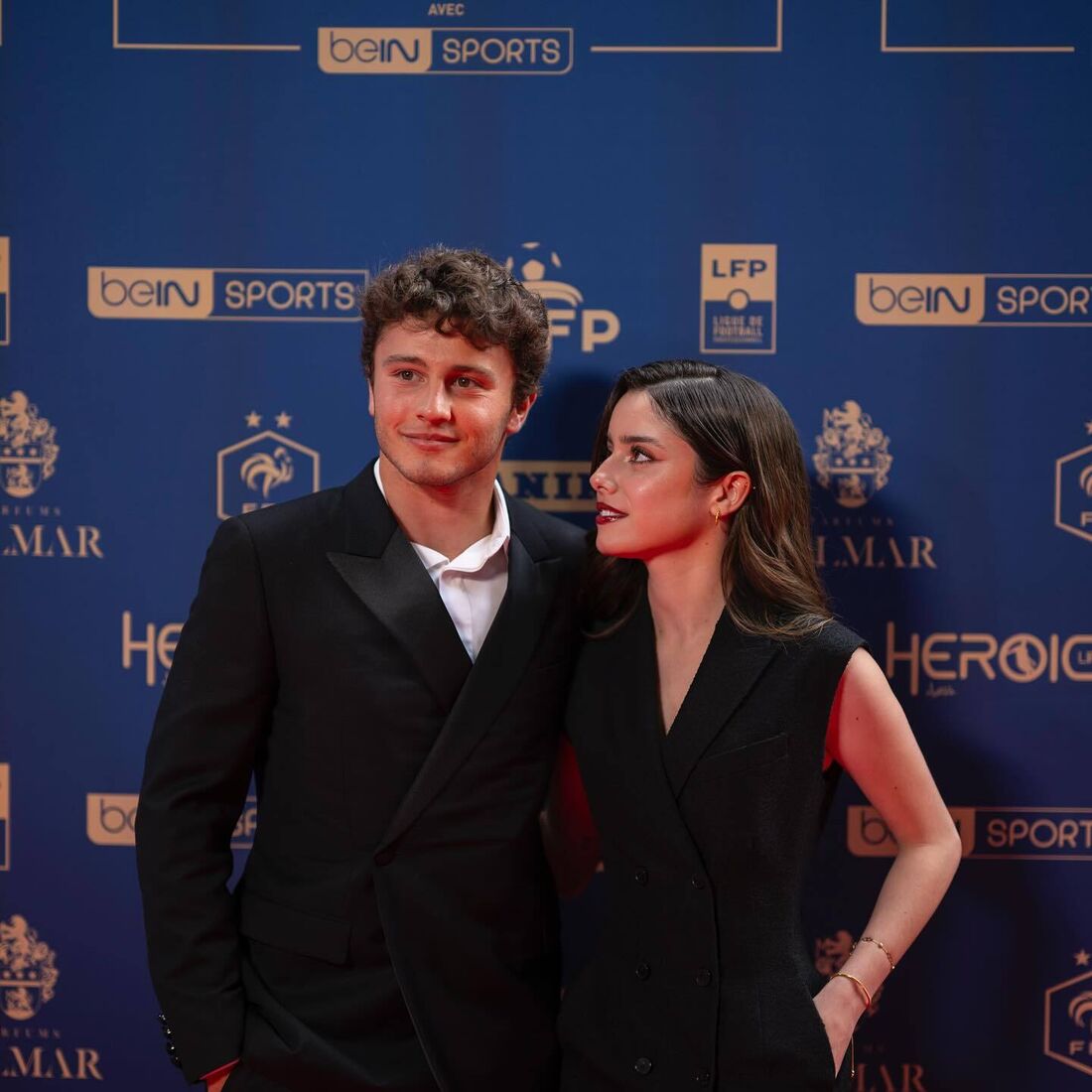 João Neves, Madalena Aragão