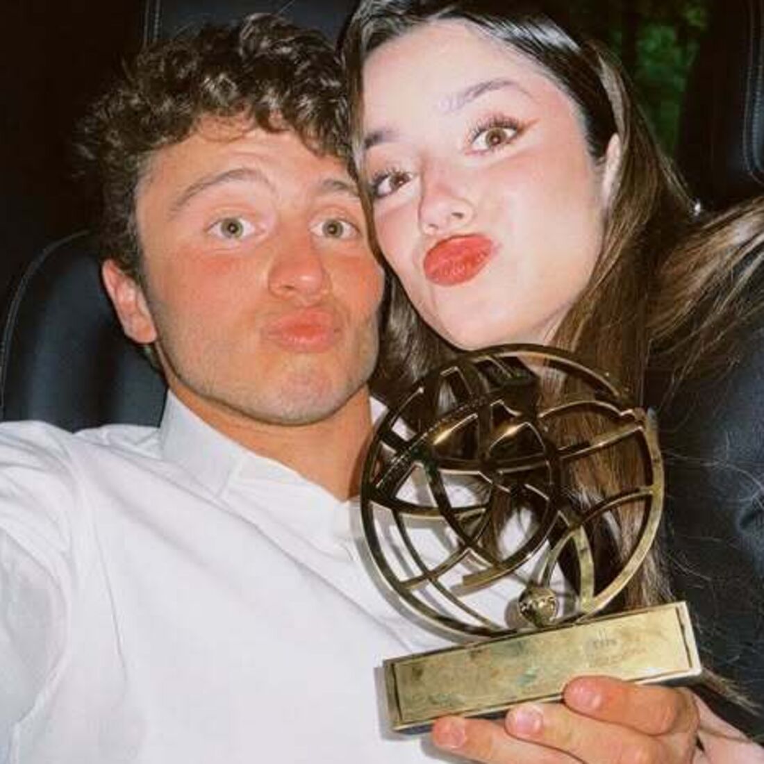 João Neves, Madalena Aragão