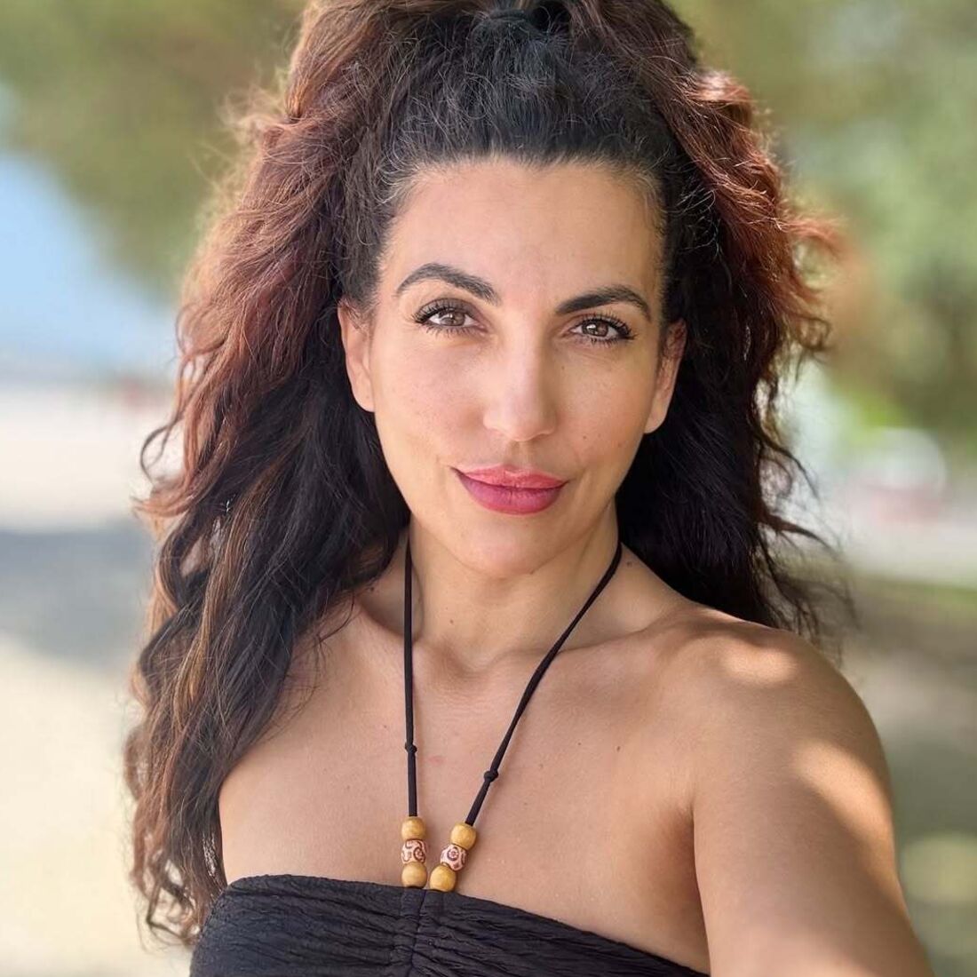 Carla Batista denuncia assédio e aconselha seguidores