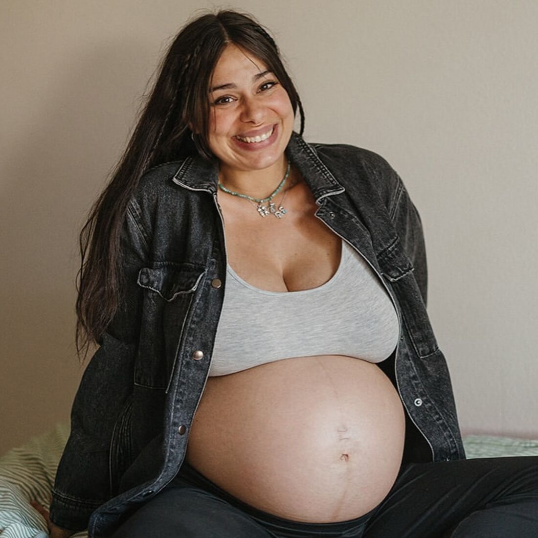 Vanessa Ferreira celebra nascimento da filha Serena após aborto