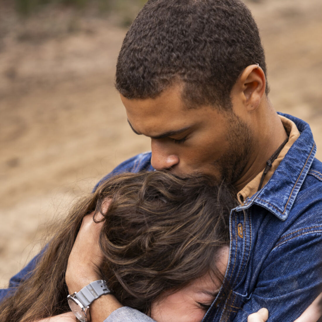 Eva regressa a Angola após resgate e enfrenta críticas de Talu sobre o casamento