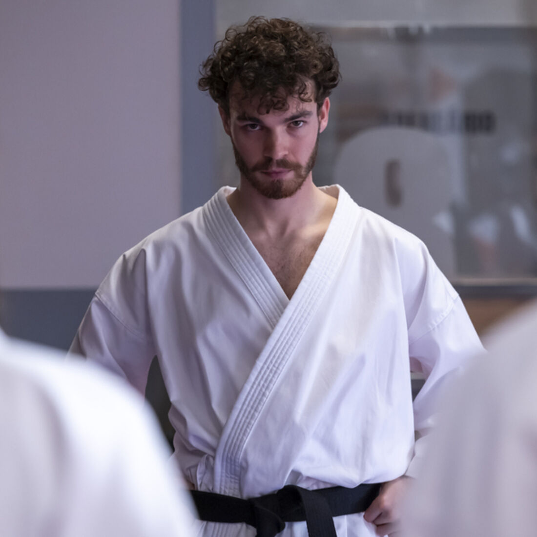 Gonçalo recupera e tenta conquistar Aruna em 'A Protegida', mas é rejeitado