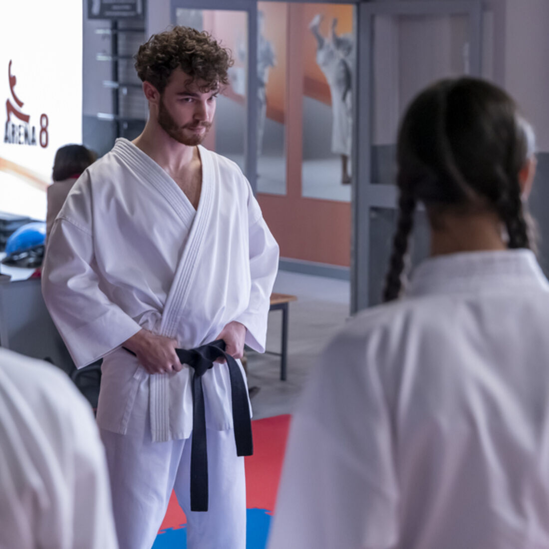 Gonçalo recupera e tenta conquistar Aruna em 'A Protegida', mas é rejeitado