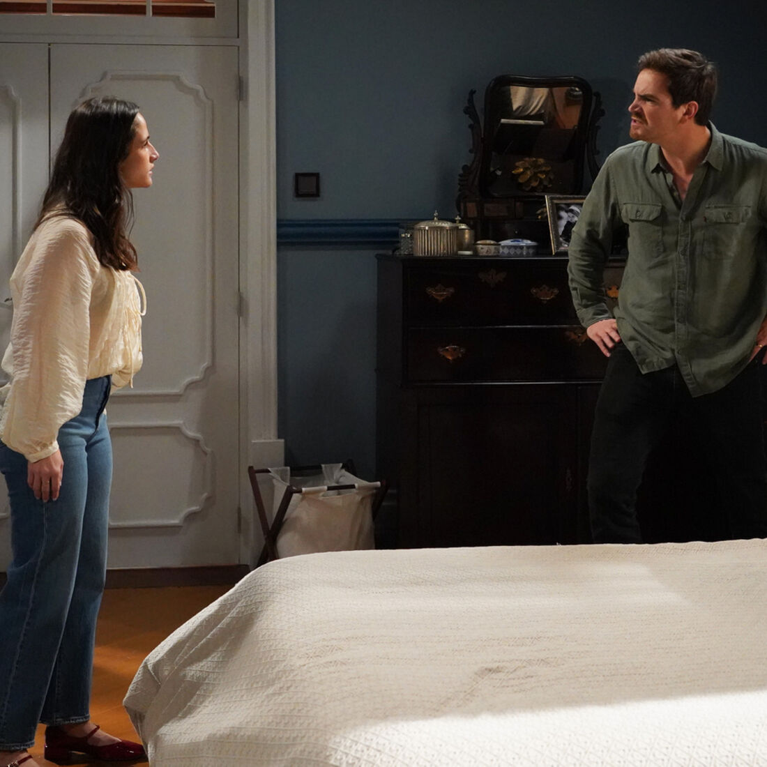 Marta confronta Rafael sobre o vício; tensão em 'A Herança'