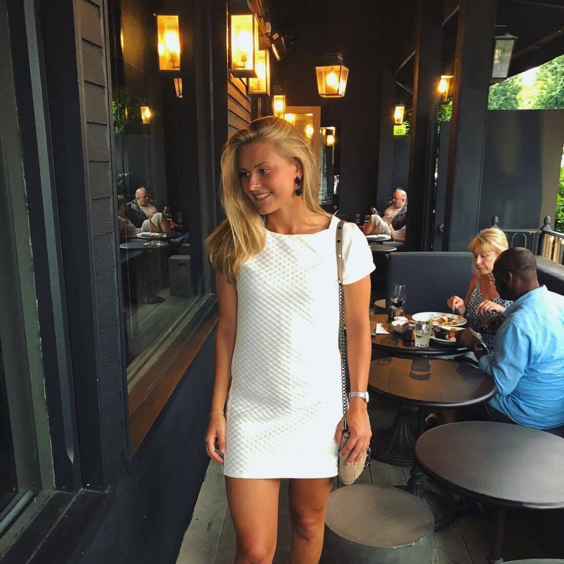 Gyokeres, jogador cobiçado, pondera mudança para Inglaterra, onde Amanda Nildén reside