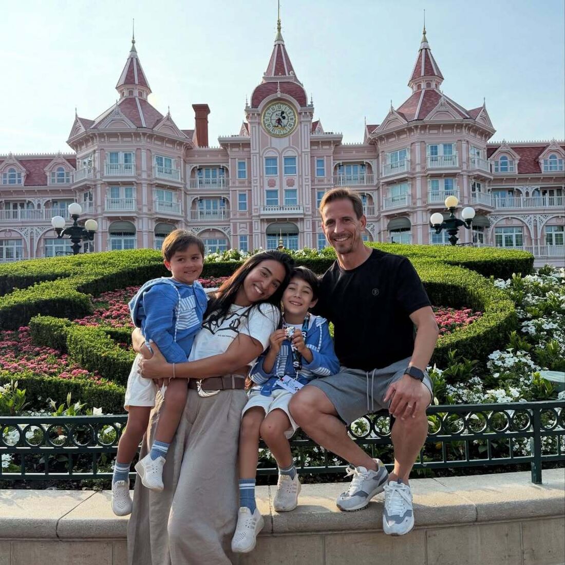 João Pereira aproveita a Disneyland Paris com a família