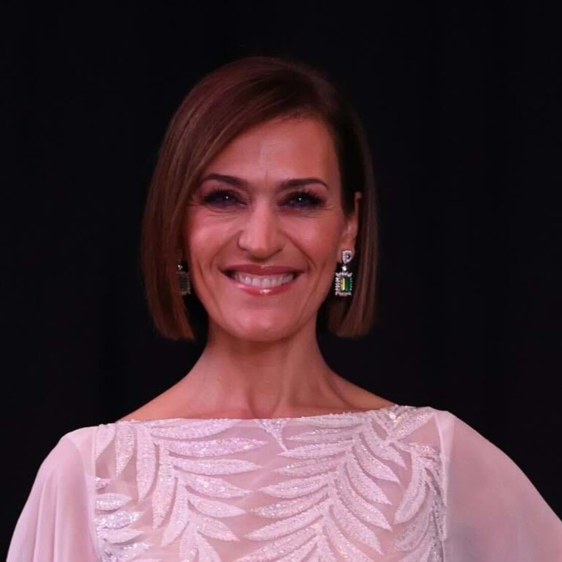 Apresentadora Fátima Lopes surge sorridente num evento