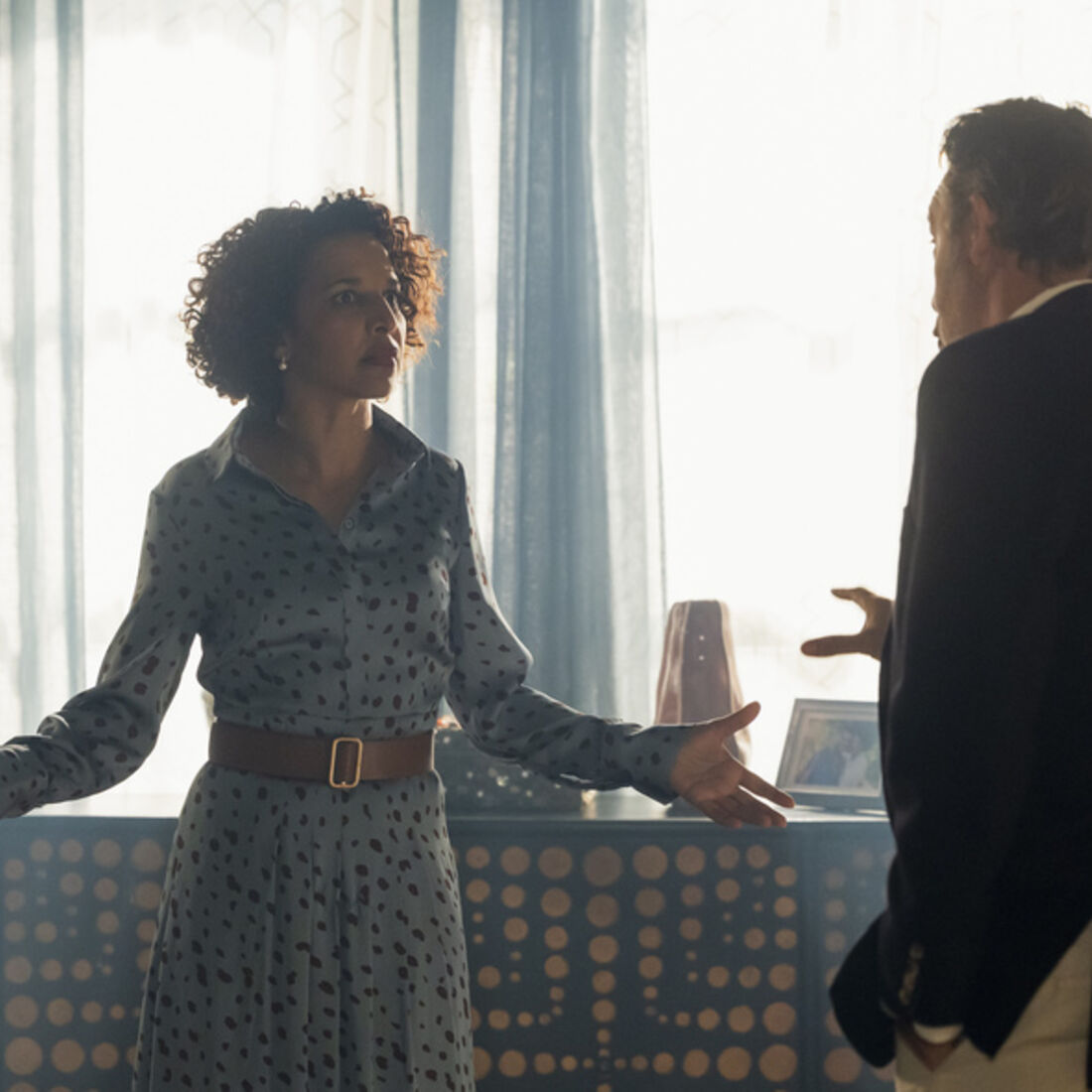 Lukenia enfrenta contratempo e pede ajuda a Miguel em 'A Fazenda'