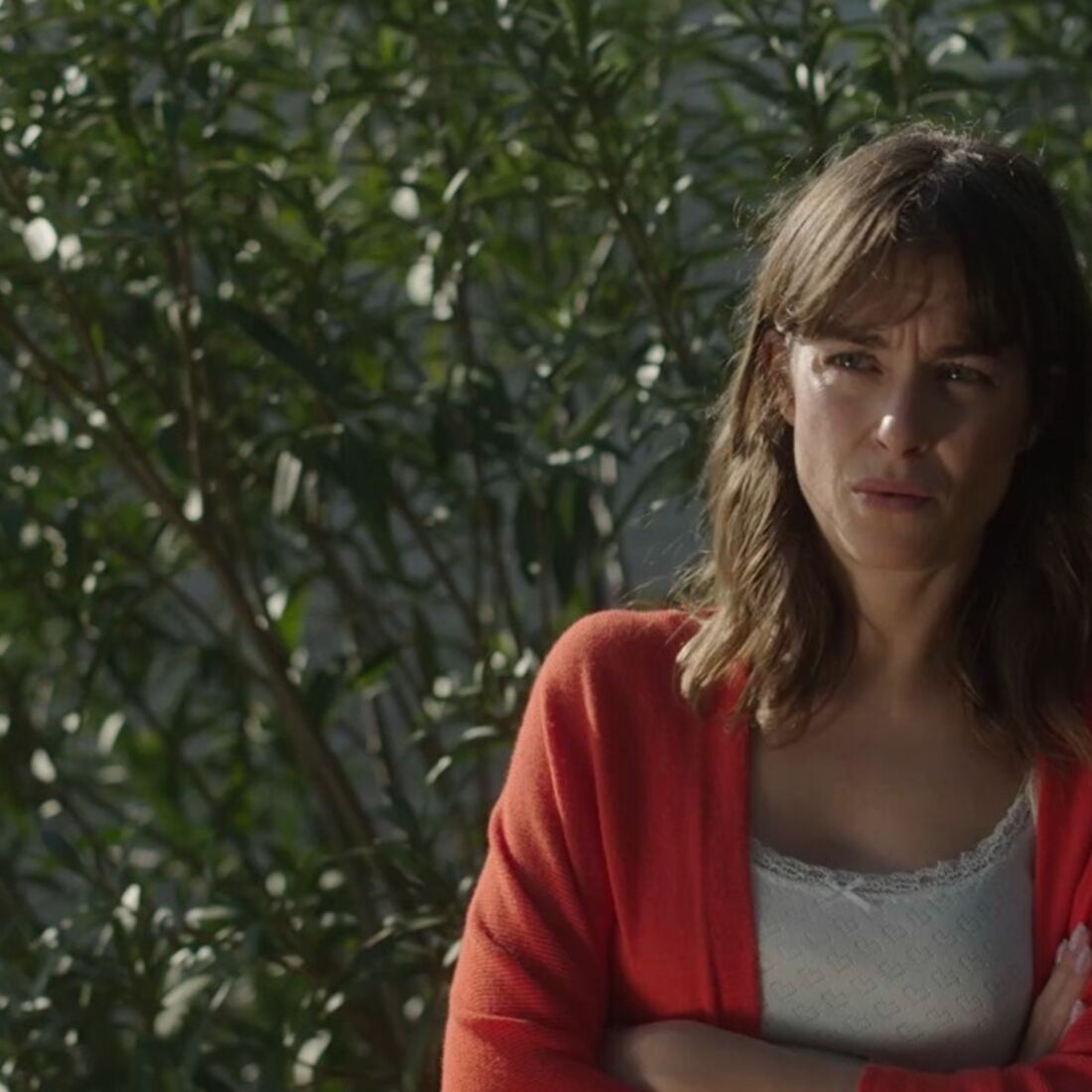 Laura confronta Miguel com provas sobre a morte de António