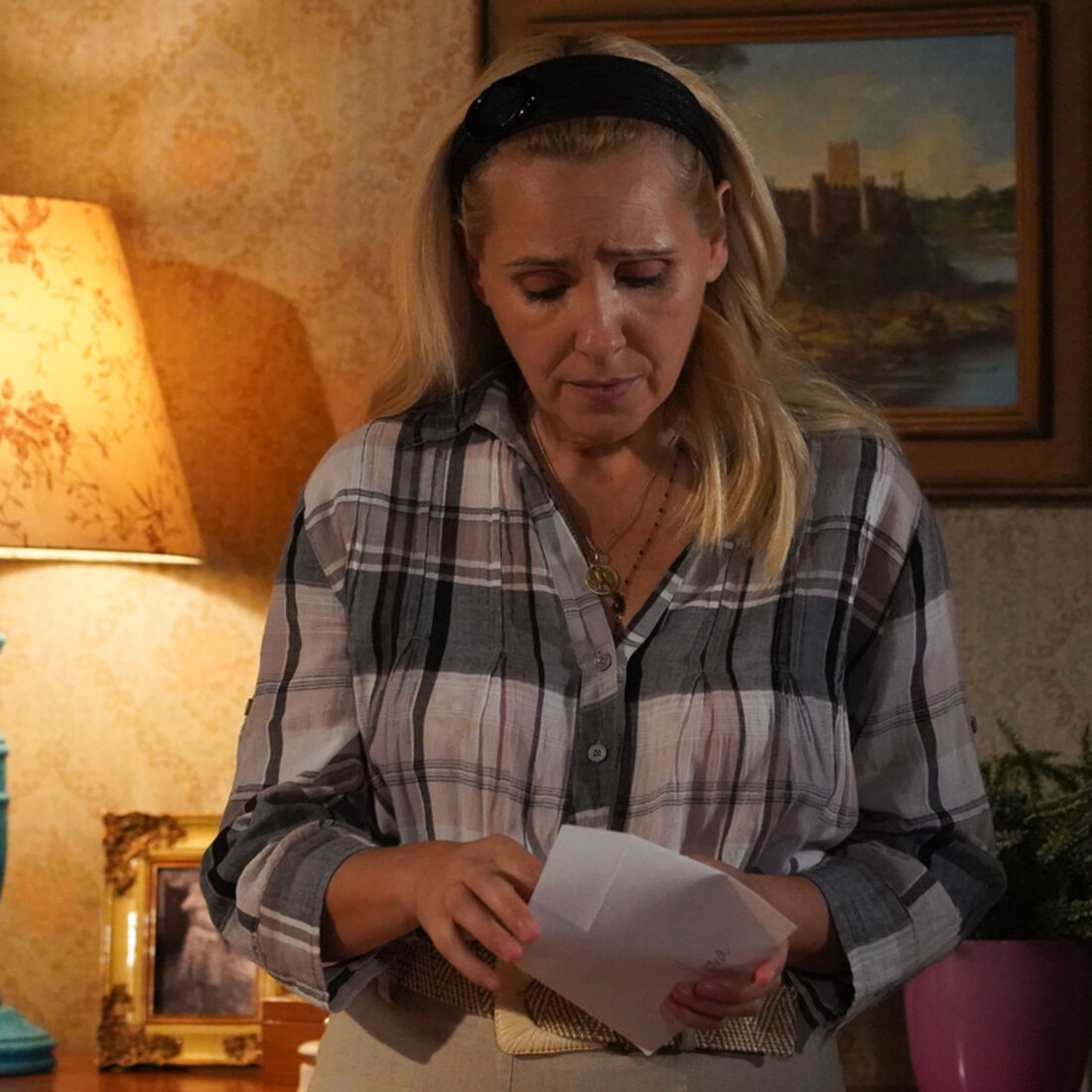 Maria enfrenta ultimato de Verónica e Luís sobre herança milionária de António em 'A Promessa'