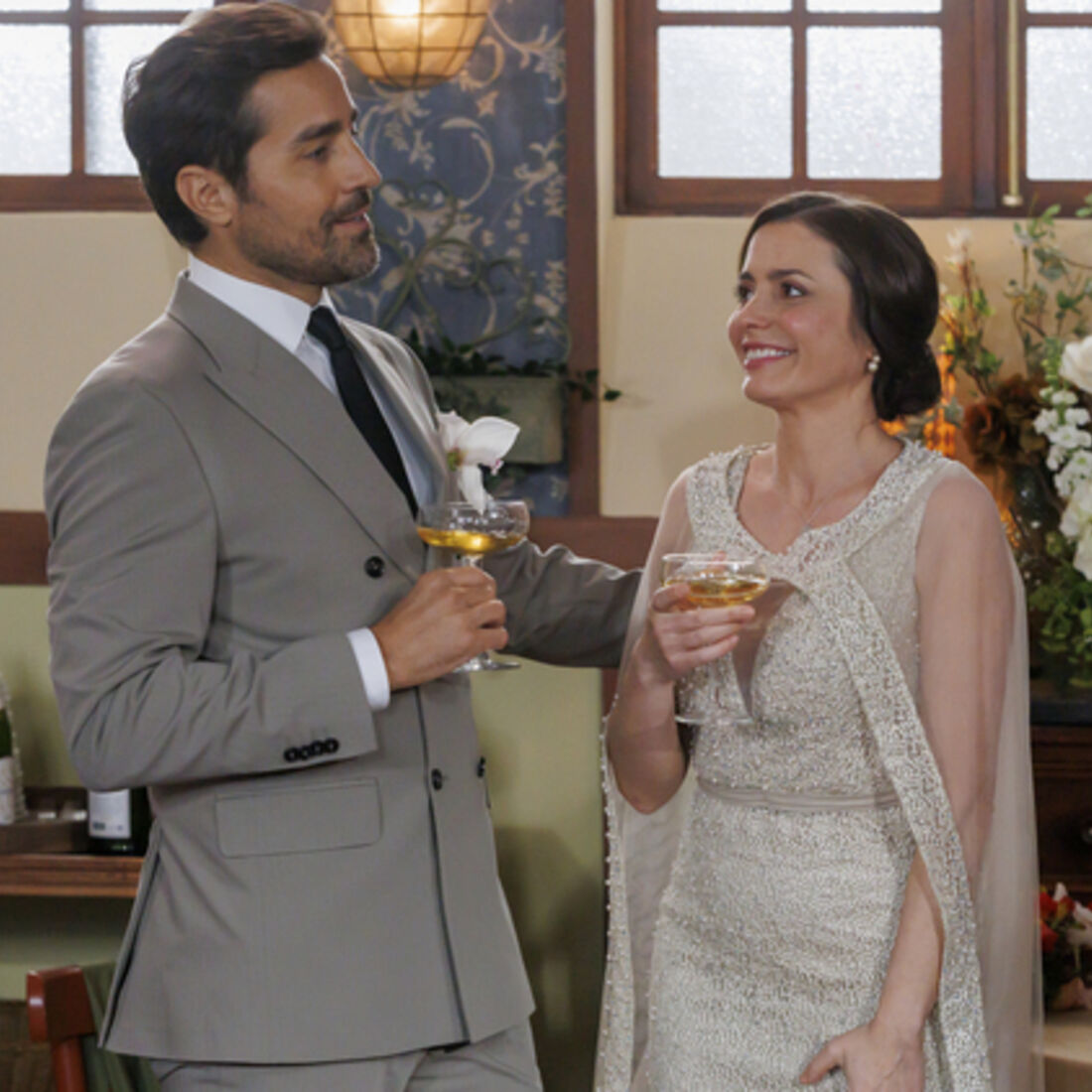 Sofia e Vicente celebram casamento em 'A Herança', com surpresas e emoções