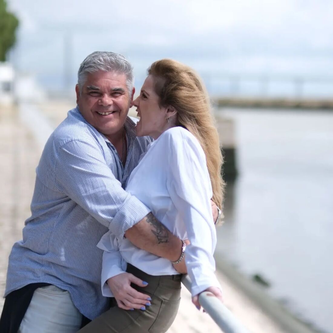 Marta Neto e César mostram cumplicidade, após insinuações sobre outra mulher