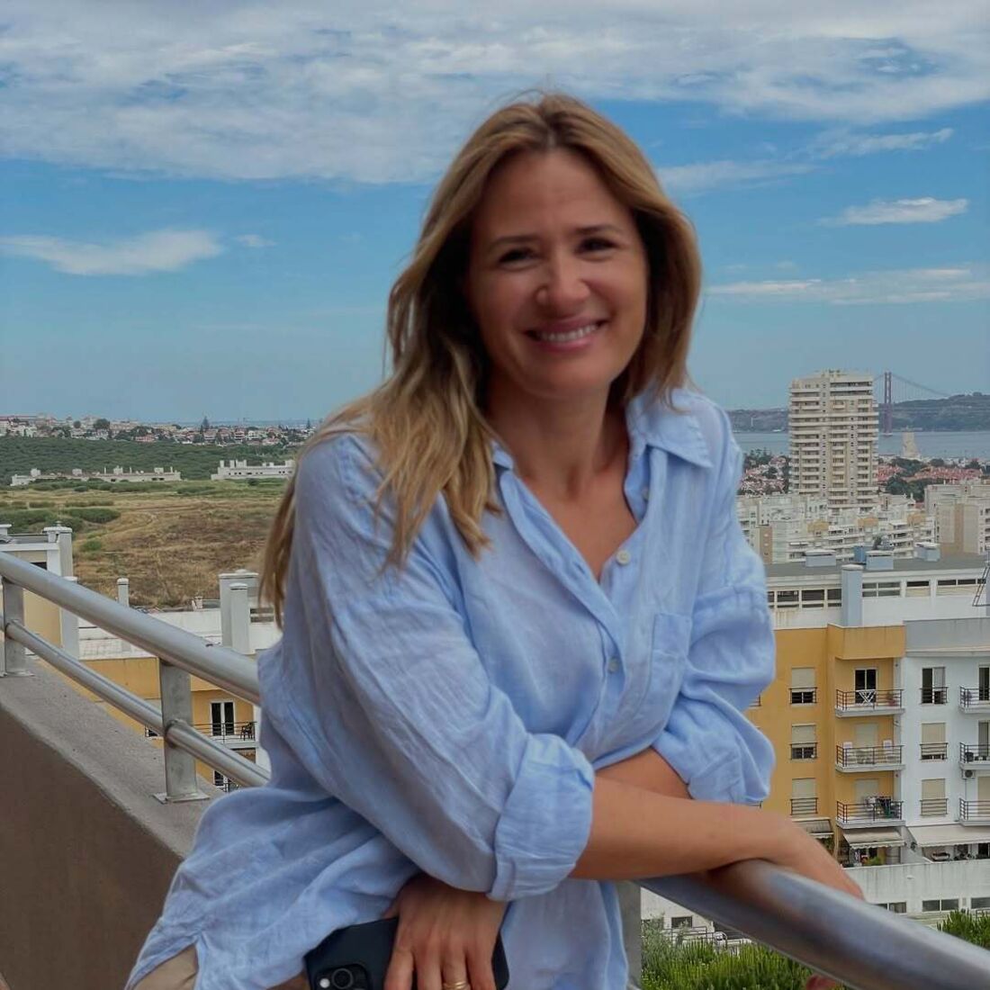 Sílvia Alberto partilha momentos de lazer com Iñigo Pérez e os filhos