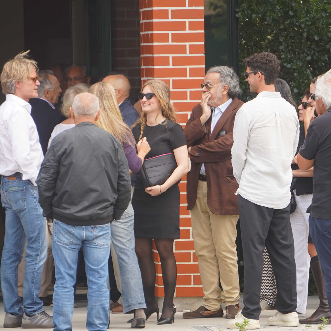 Funeral de Jacinto Pedrosa em Vieira de Leiria, com a presença de Alexandra Lencastre e família