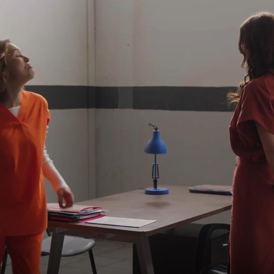 Olga ameaça Helena na prisão por acusações na morte de António