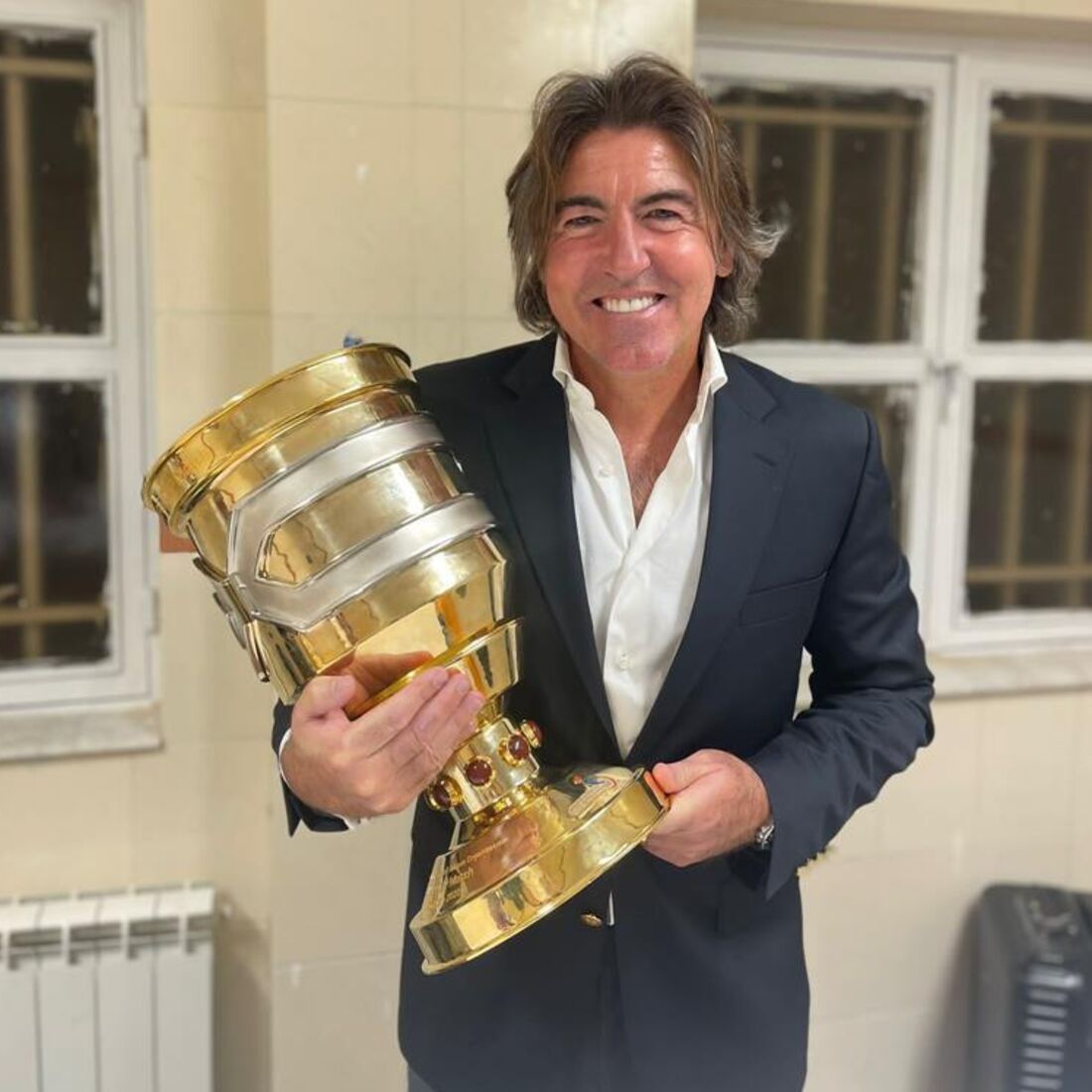 Sá Pinto treina o Esteghlal do Irão